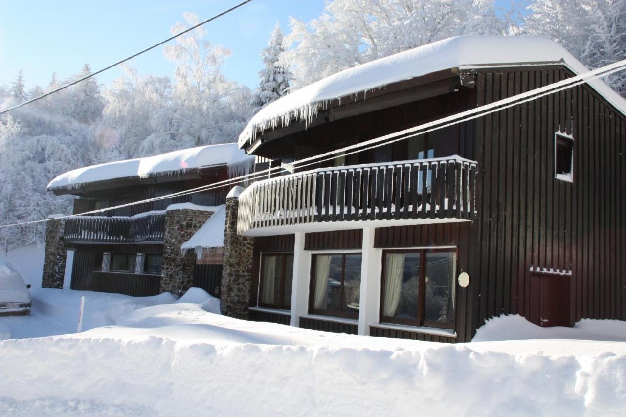 Chalet Hotel Les Marmottes 2 Etoiles Nn Montferrier Exteriör bild